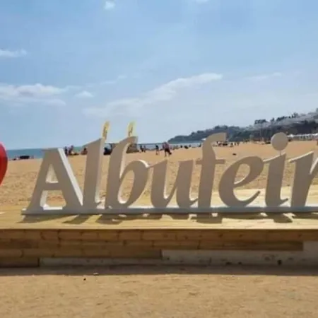 Jardins Vale Santa Maria - By Algarkasa Сasa de vacaciones Albufeira